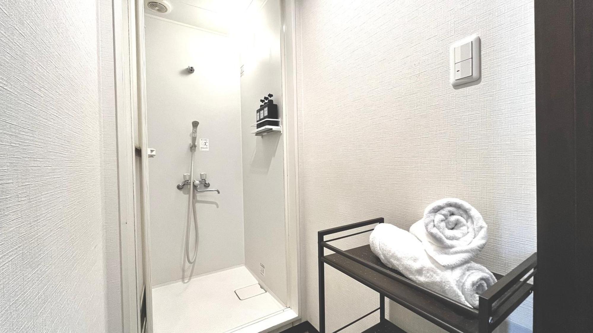 R Hostel Namba South Oszaka Kültér fotó